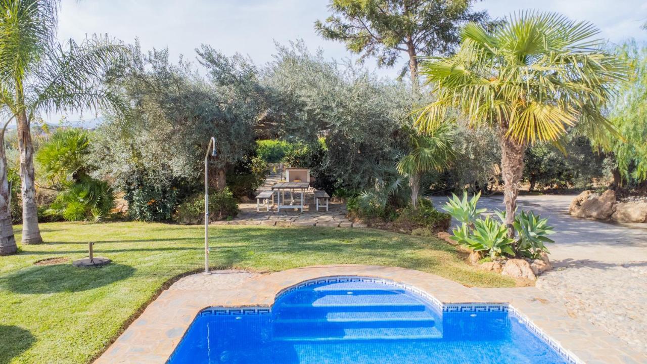 Cubo'S Villa Cortijo La Indiana 阿尔豪林格朗德 外观 照片